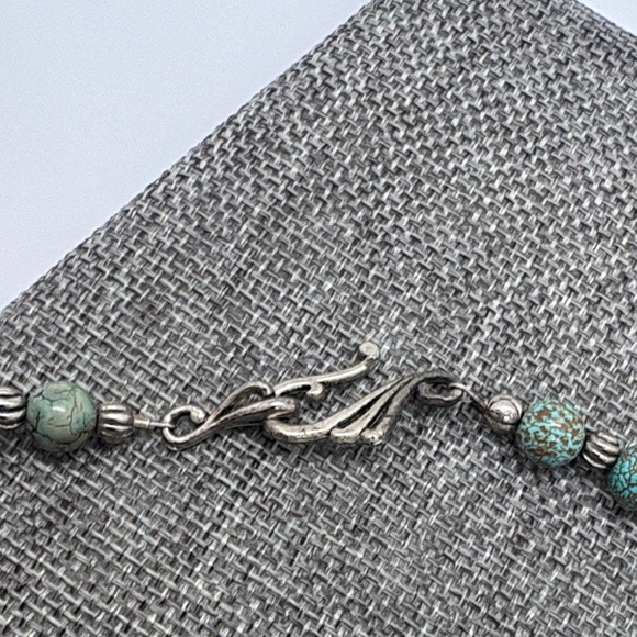 Turquoise Beaded Necklace - Picture 4 of 6